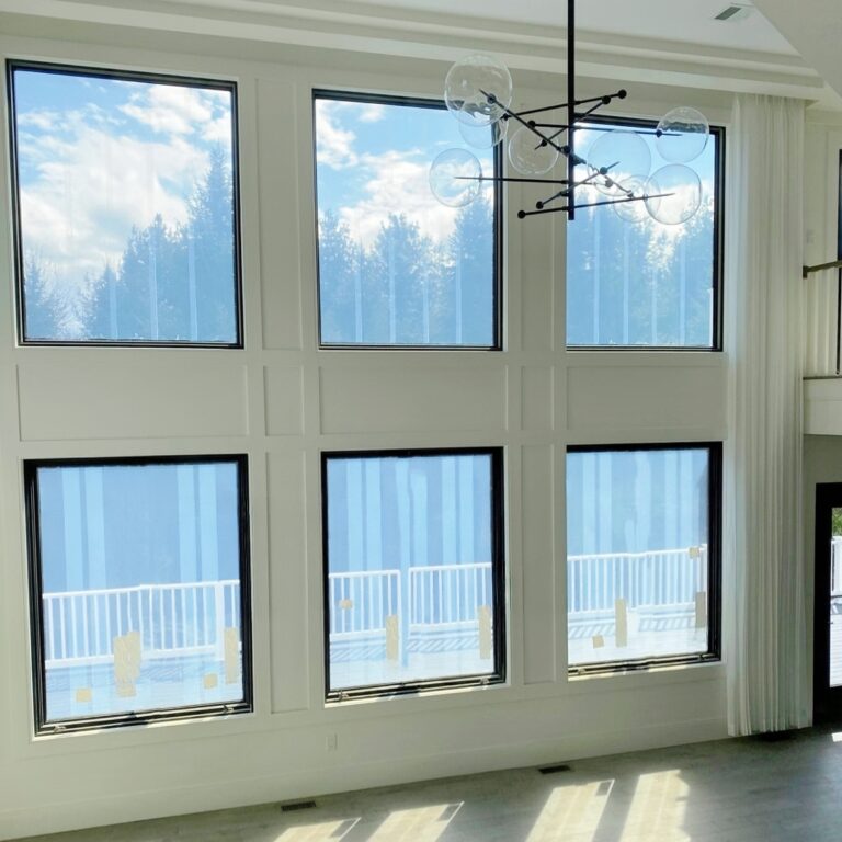 Aluminum window detail for residential development